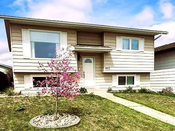 4612 S Womacks Rd, Blackfalds, AB T4M 0L6