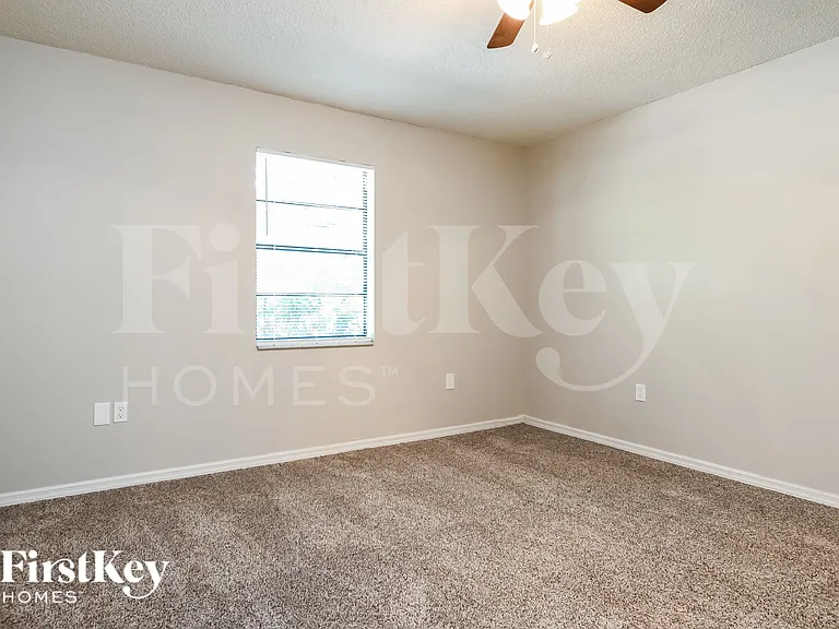 3650 Willys Ave — Photo 9