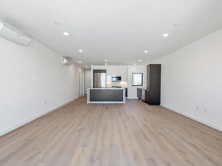 2 Russia Ave #301 — Photo 8