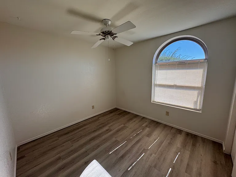 1491 S Moonlight Dr — Photo 7