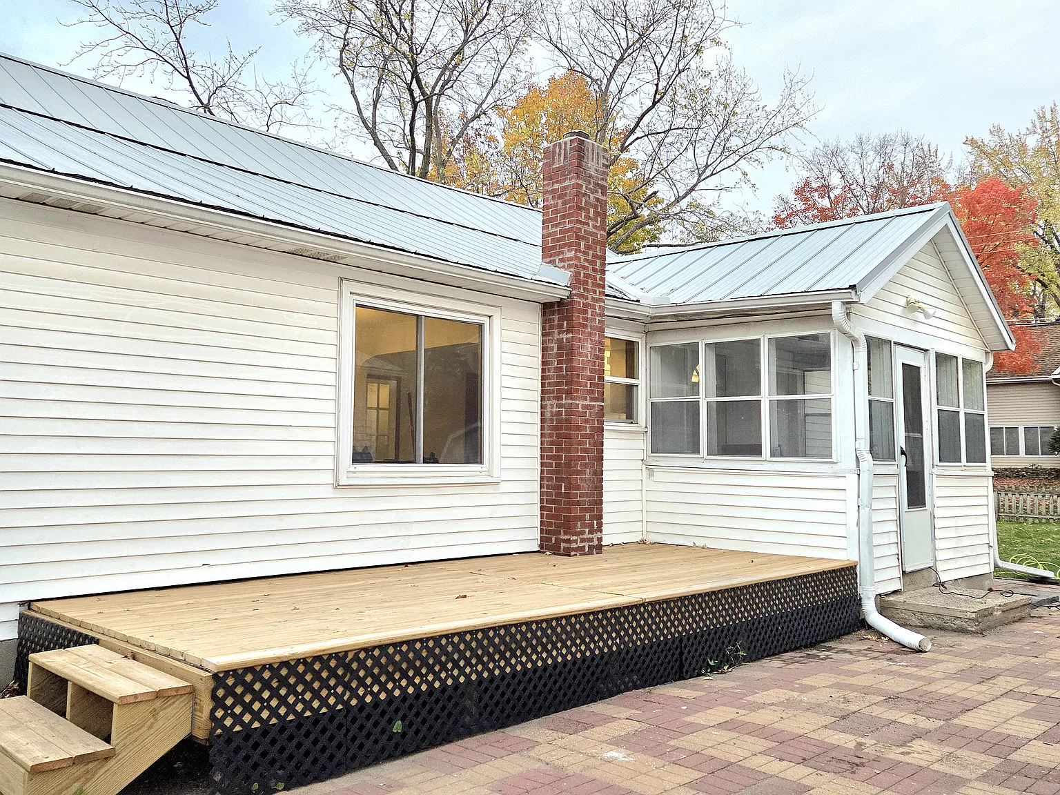 4 bed, 1650 sqft, $2,350 — Photo 3
