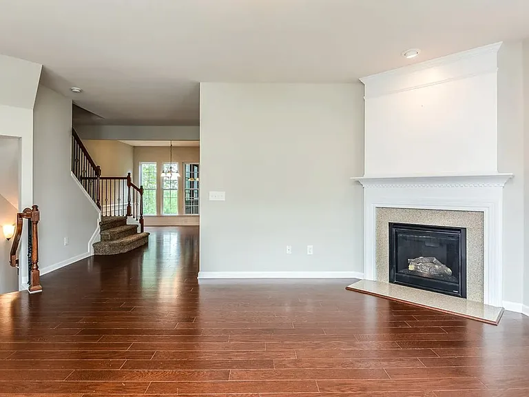 8733 Macedonia Lake Dr — Photo 2