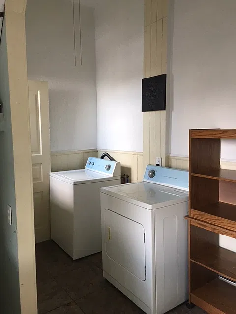 2 bed, $1,400 — Photo 4