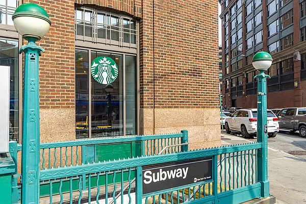 Rented by Aventana | media 13