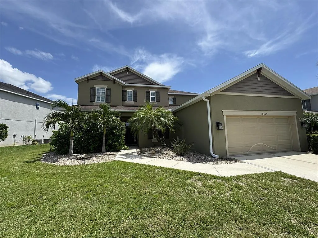 4 bed, 3.5 bath, 3792 sqft, $5,750 — Photo 1