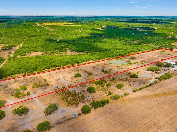 5851 County Road 101, Robstown, TX 78380
