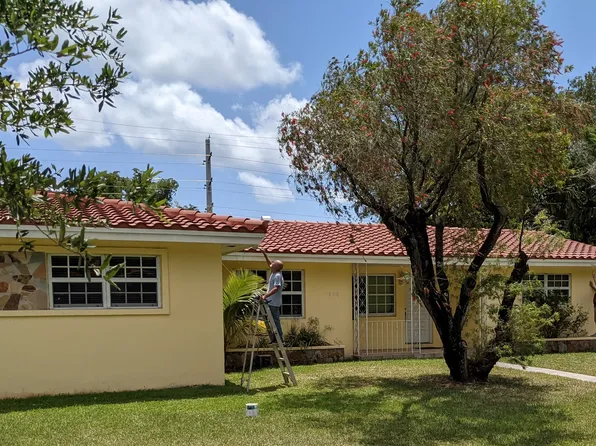 940 Benevento Ave, Coral Gables, FL 33146