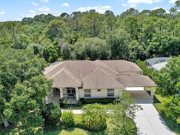 4th image of 8044 Desoto Woods Dr