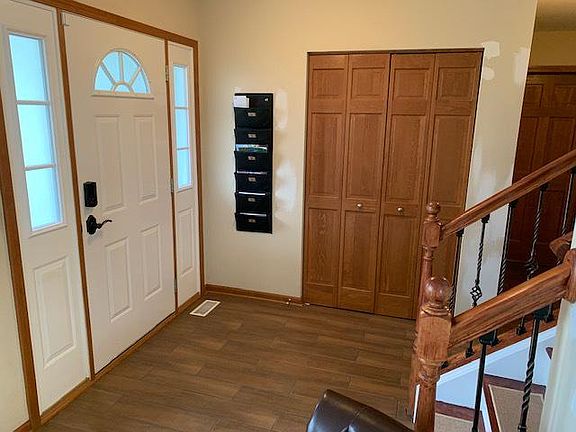 4th image of 7608 Oakshire Ct