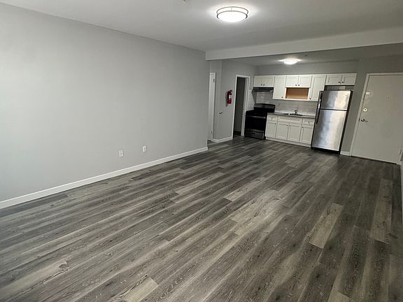 4th image of 203 12th Ave #6