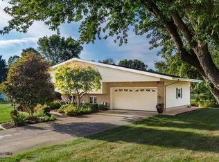 2360 Lucille Dr NE, Lancaster, OH 43130