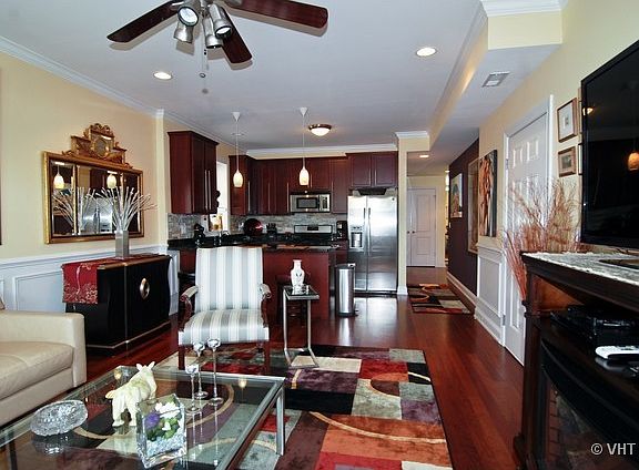 3rd image of 6617 W Belmont St #2