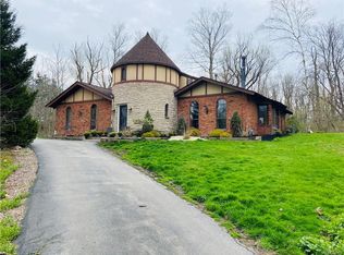10533 Main St, Clarence, NY 14031