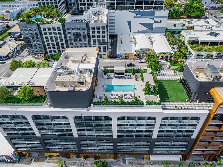 2700 NW 2nd Ave #246 — Photo 40