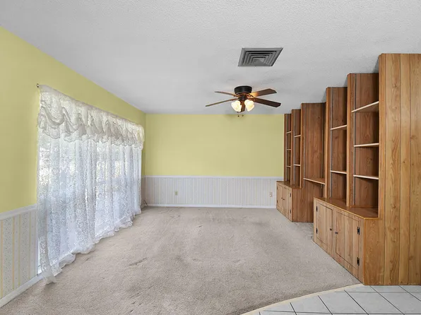 907 Buckeye Drive, Fort Pierce, FL 34982