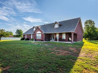 506 Summer Creek Rd, Blanchard, OK 73010
