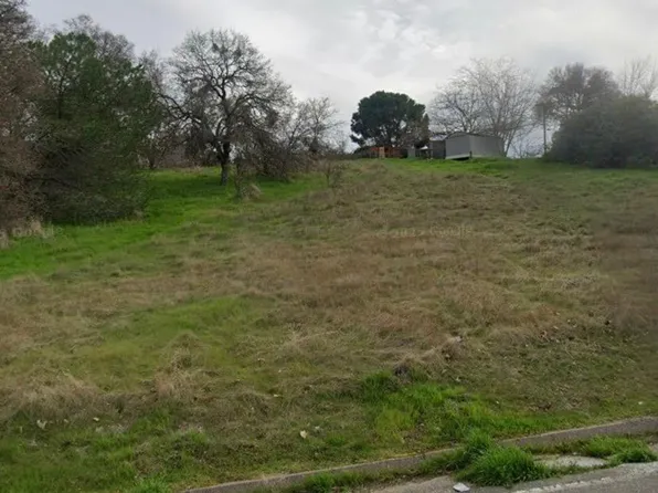 3241 Hartvickson Ln, Valley Springs, CA 95252