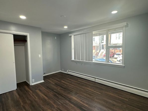 36 E 15th St FLOOR 1