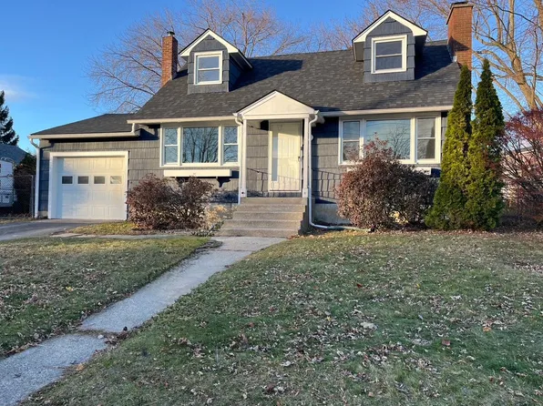 210 Champlain Dr, Plattsburgh, NY 12901