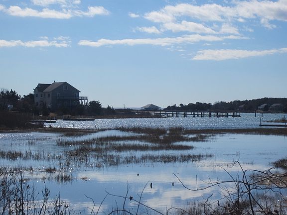 5th image of 18 Ormond Dr