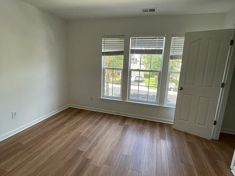 9033 McAlwaine Preserve Ave — Photo 21