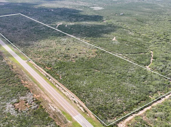 001 Hwy 16, Freer, TX 78357