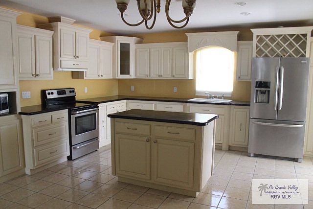 1st image of 14 Oliva Cir