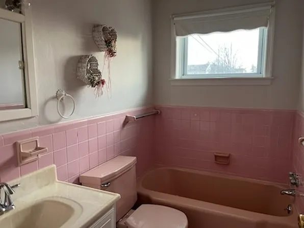 1836 Watson Rd, Abington, PA 19001