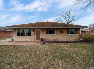 3899 Glaser Dr, Dayton, OH 45429