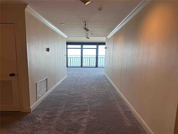 4th image of 4350 Ocean Dr APT 801