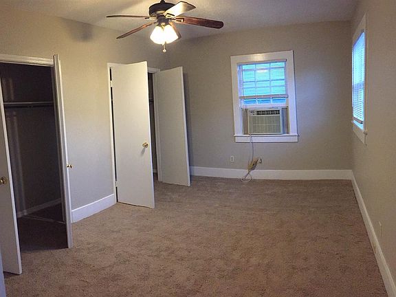 4th image of 1736 2nd St Unit B