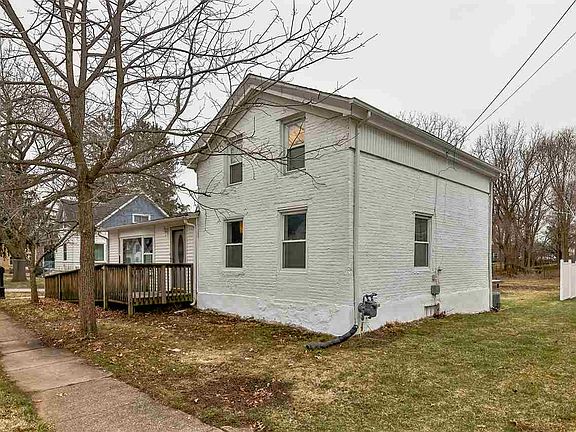 2nd image of 214 E Chapel St
