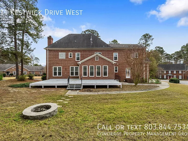 211 Kestwick Dr W — Photo 48