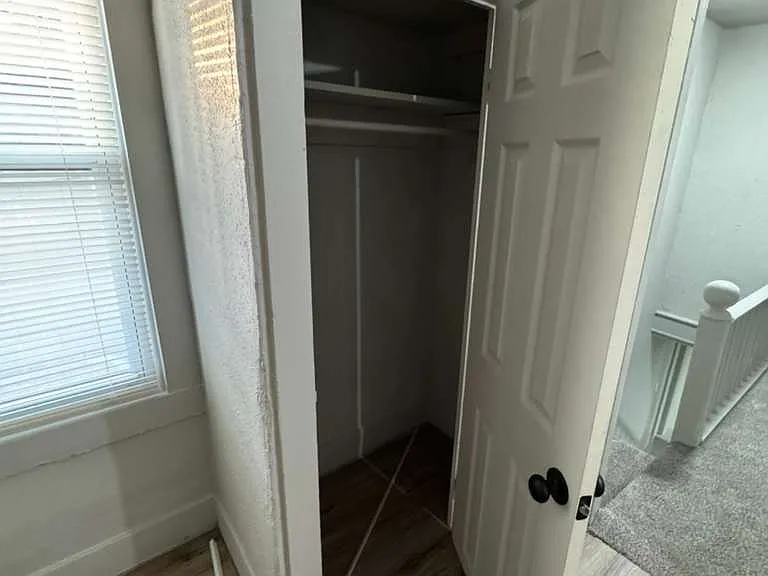 3427 Lexington Ave — Photo 18