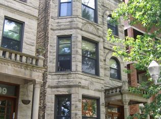 911 W Dakin St APT 1, Chicago, IL 60613