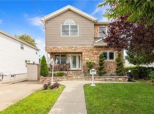 256 Laconia Ave, Staten Island, NY 10305