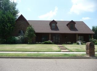 3615 Jalan Dr, Memphis, TN 38135
