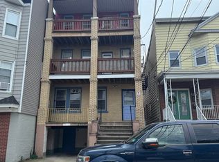 40 W 17th St APT 2, Bayonne, NJ 07002