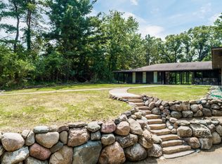 7466 Wing Lake Rd, Bloomfield Hills, MI 48301