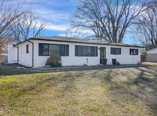 7114 S Midland Ave, Columbus, IN 47201