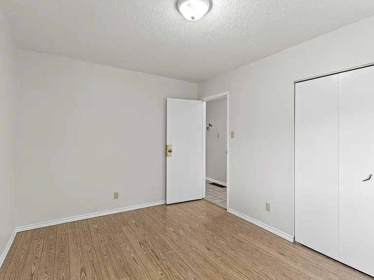 477 Rippleton Rd — Photo 12