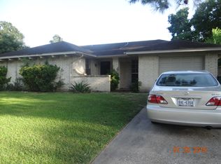 2618 Foliage Green Dr, Kingwood, TX 77339