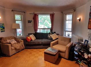 410 Crawford St, Toronto, ON M6G3J6