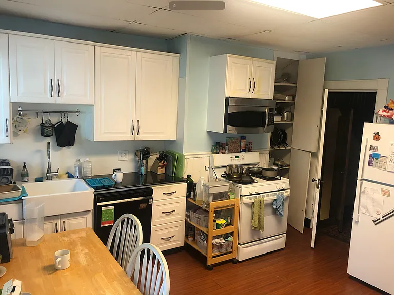 548 Cambridge St #1 — Photo 10