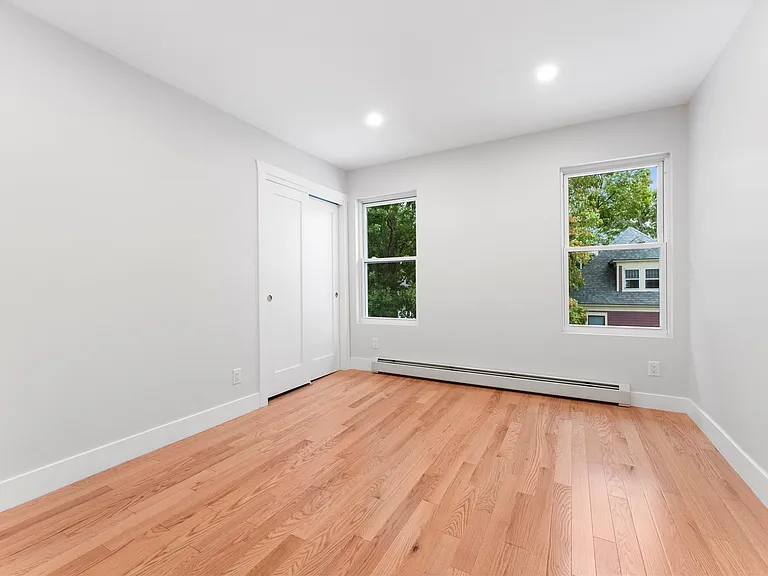 46 North St #4 — Photo 8