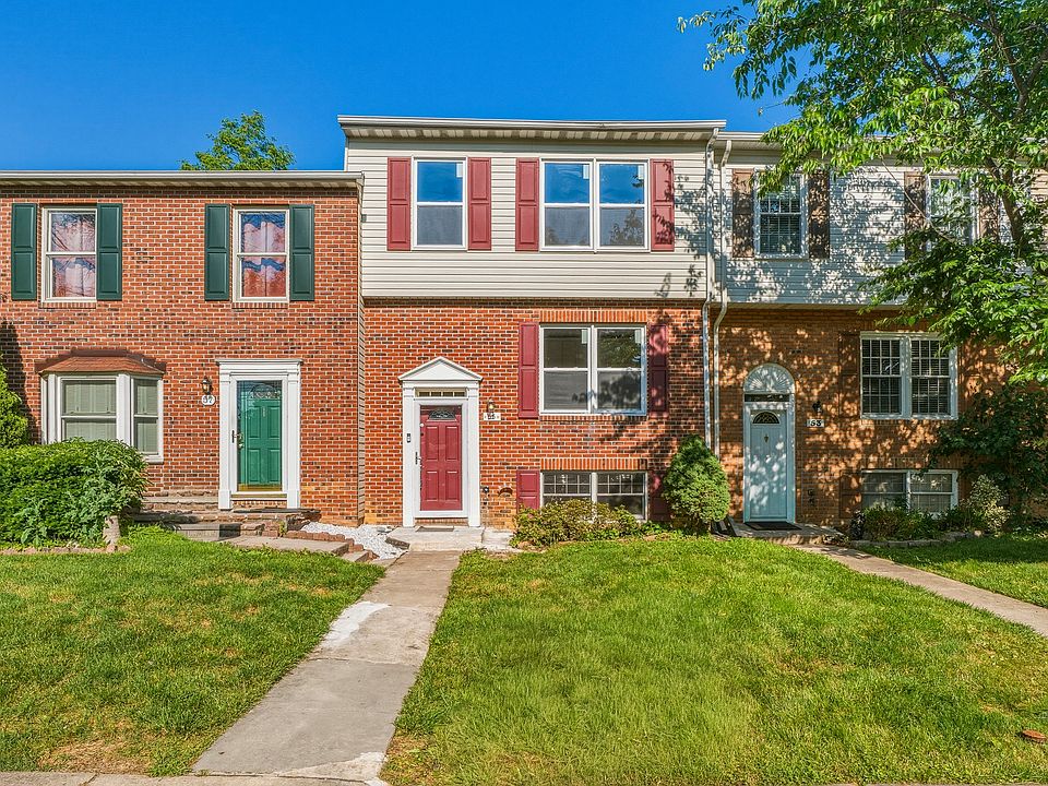 1st image of 55 Oak Crest Ct