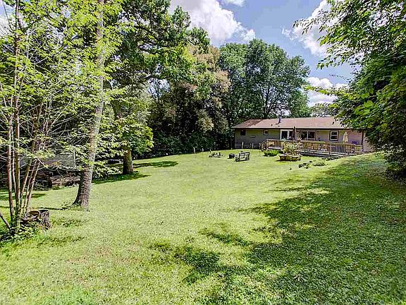 2nd image of 605 W Indian Hills Dr