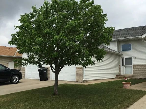 3343 30th Ave S #1, Fargo, ND 58103