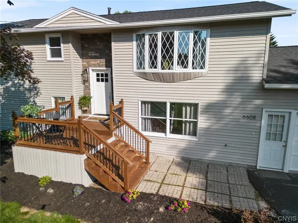 6608 School Rd, Kirkville, NY 13082