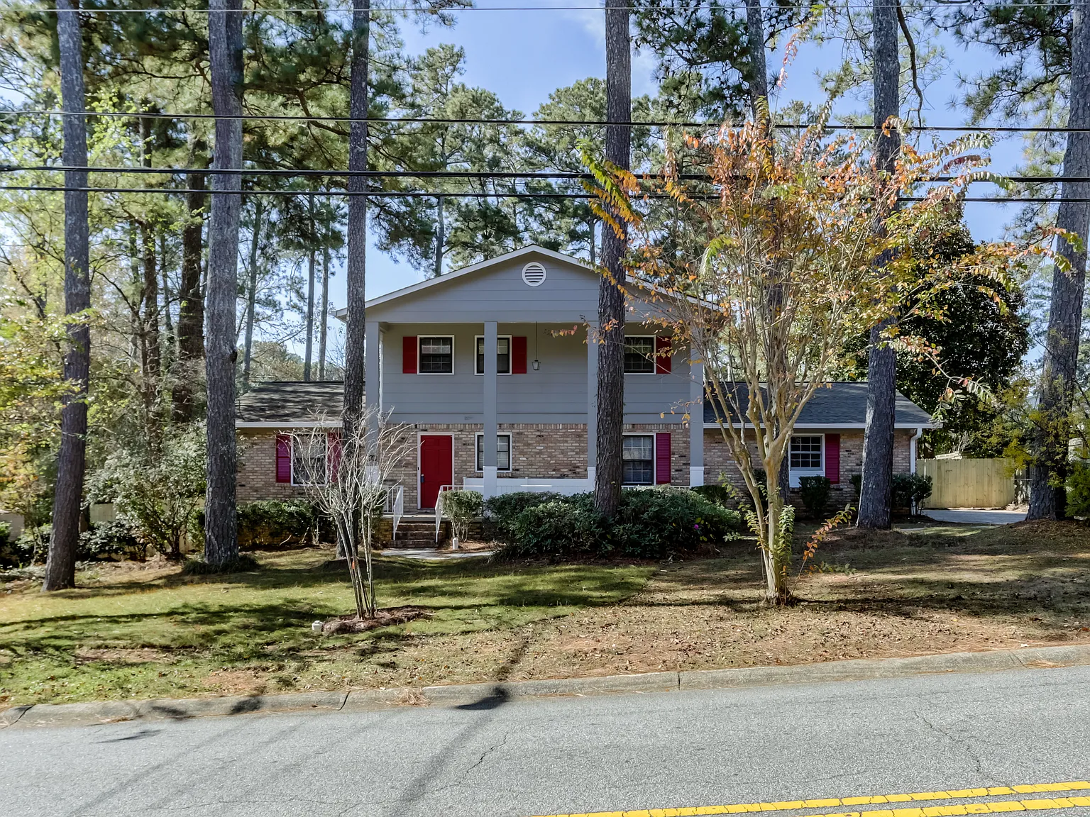4 bed, 2536 sqft, $2,775 — Photo 1